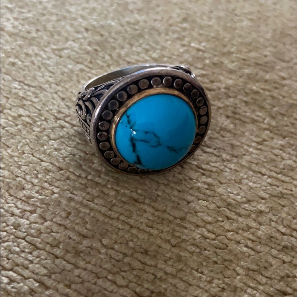 Ring - Picture 3 of 3